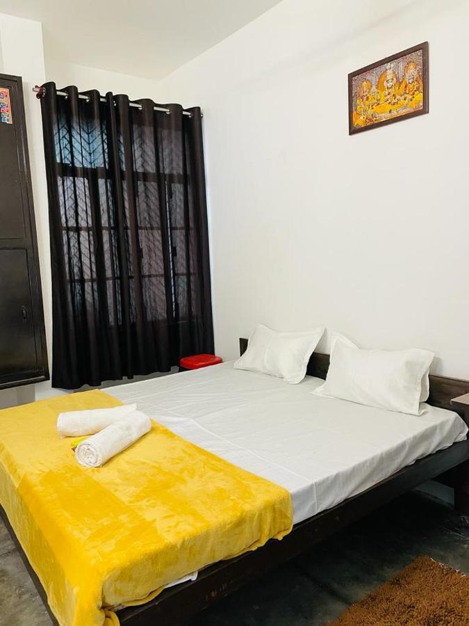Shree Balaji Homestay Ayodhya Exterior foto