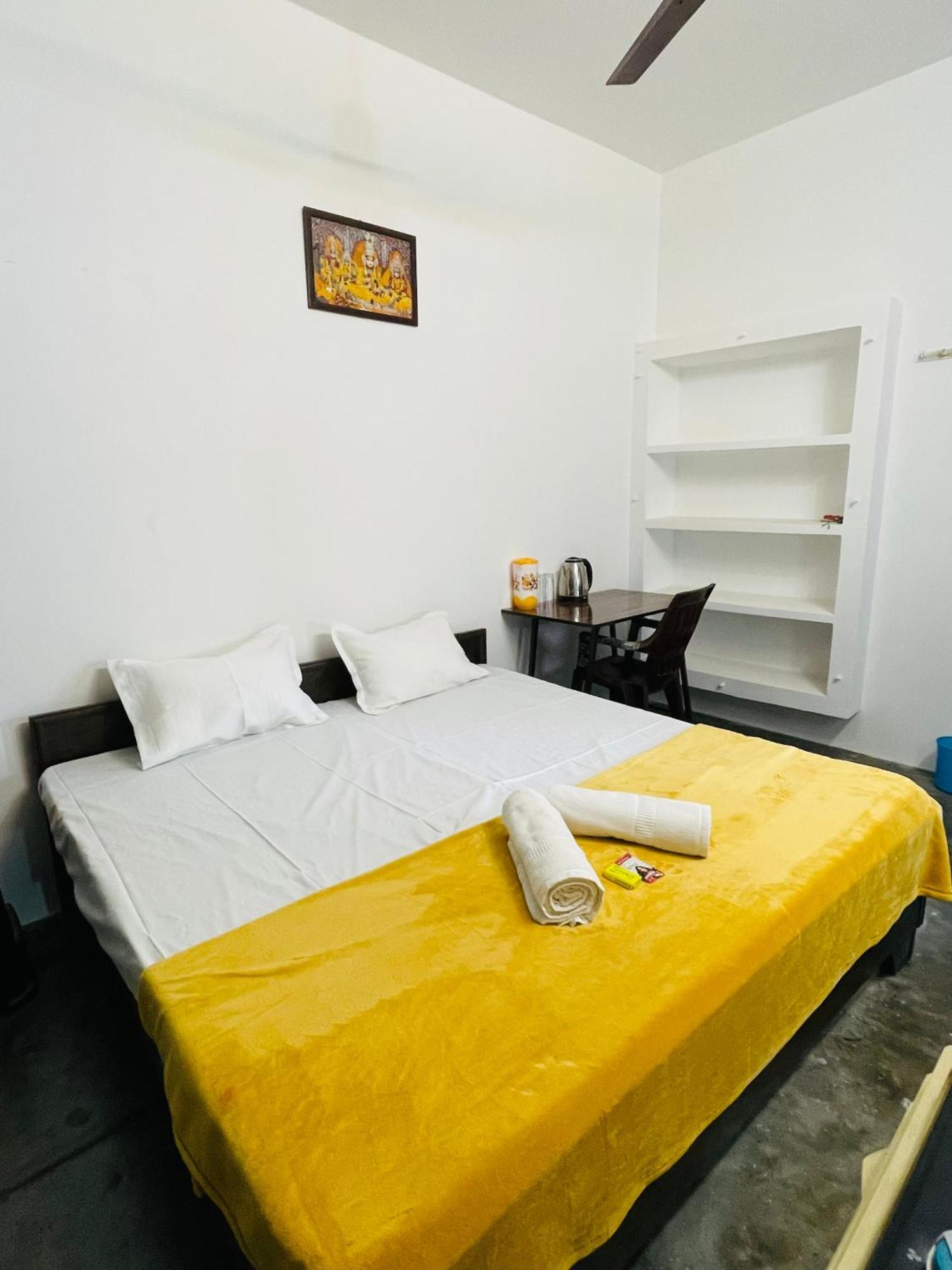 Shree Balaji Homestay Ayodhya Exterior foto
